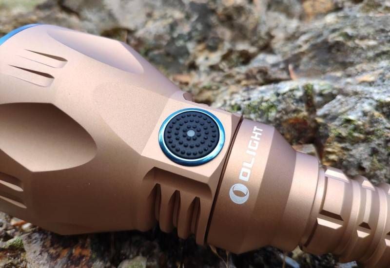 Olight Javelit Pro